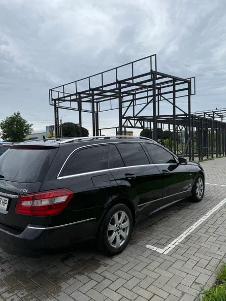 Mercedes-Benz E-Класс 2010