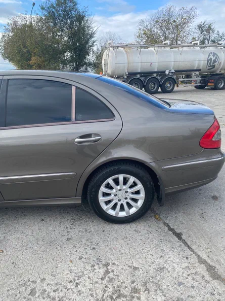 Mercedes-Benz E-Класс 2007
