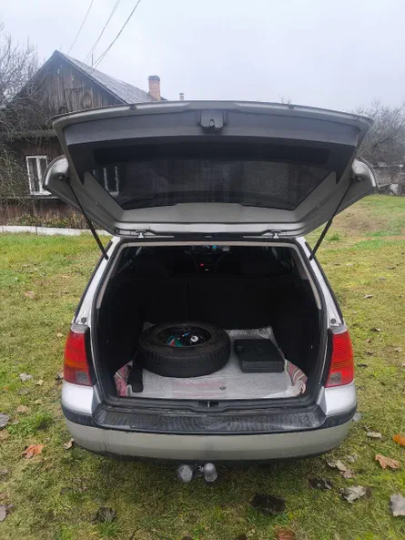 Volkswagen Golf 2000 - 6