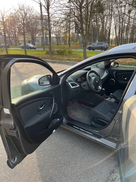 Renault Megane 2011 - 19