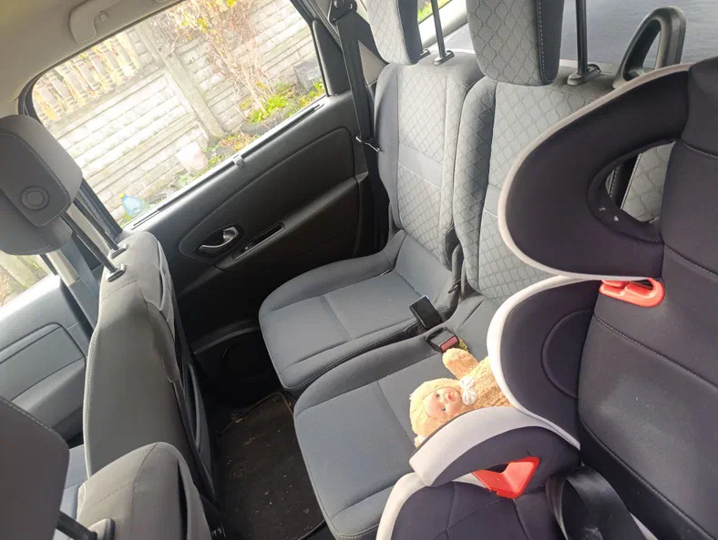 Renault Scenic 2010 - 6