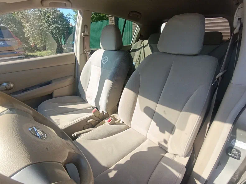 Nissan Tiida 2008 - 7