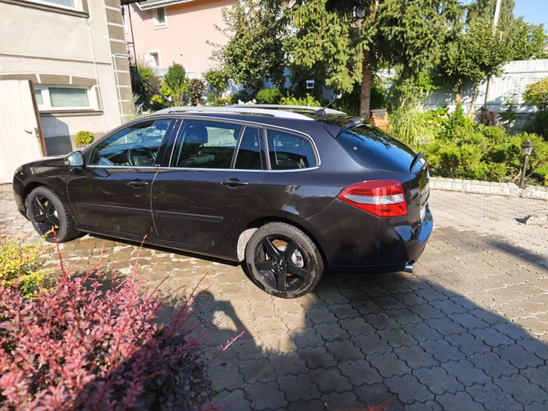 Renault Laguna 2010 - 3