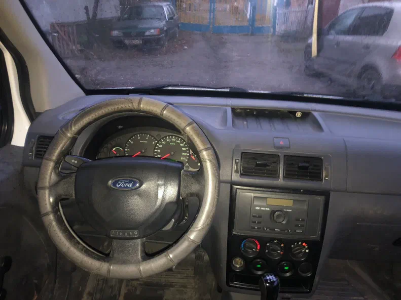 Ford Transit Connect 2007 - 12