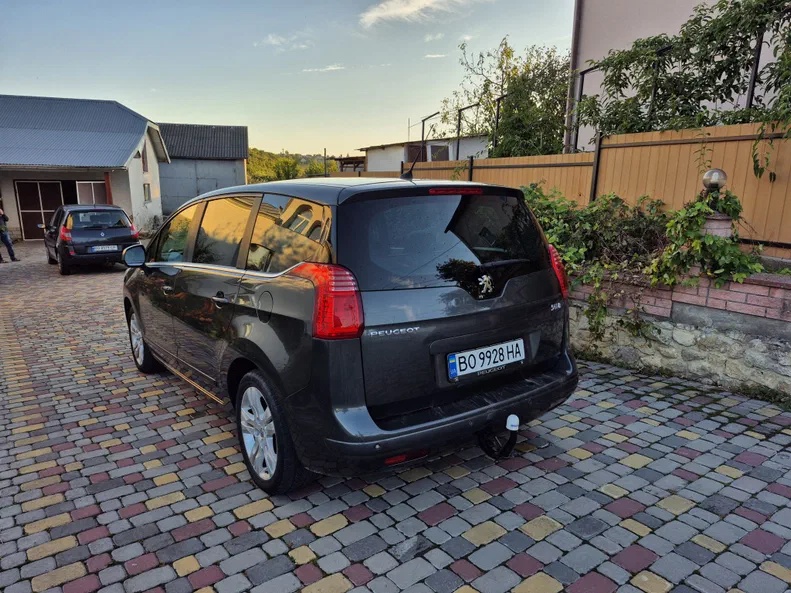 Peugeot 5008 2009
