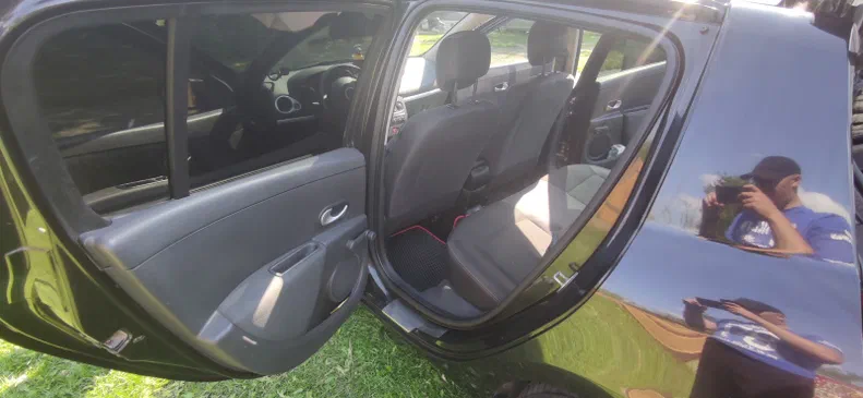 Renault Clio 2011 - 12