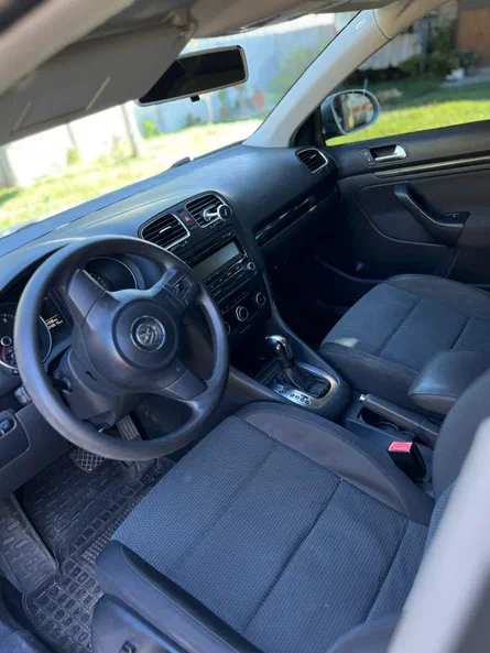 Volkswagen Jetta 2011 - 5