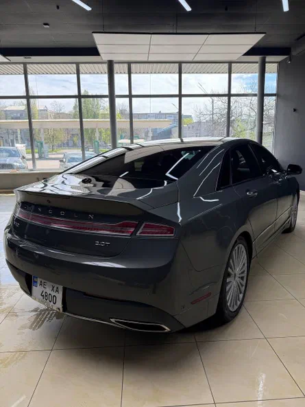 Lincoln MKZ 2016 - 13