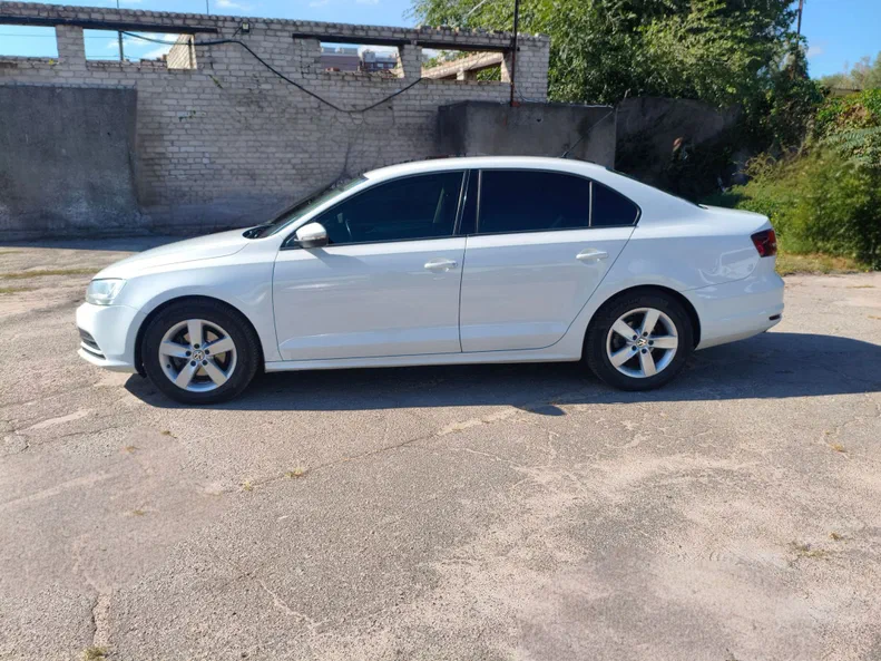 Volkswagen Jetta 2016 - 8