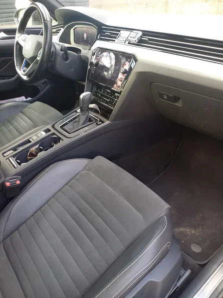 Volkswagen Passat 2021 - 11
