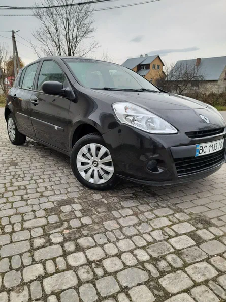 Renault Clio 2011