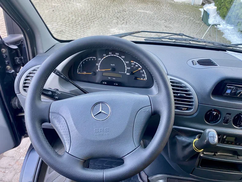 Mercedes-Benz Vito 2005