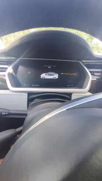 Tesla Model S 2014 - 11