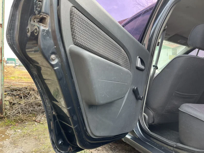 Dacia Logan 2007 - 14