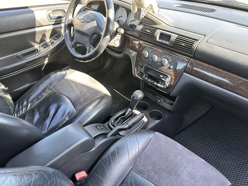 Chrysler Sebring 2004