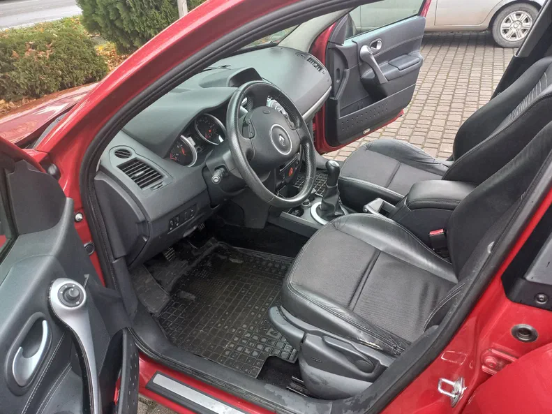 Renault Megane 2008 - 10