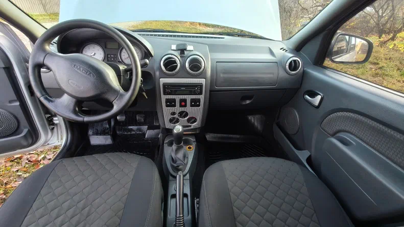 Dacia Logan 2007 - 7