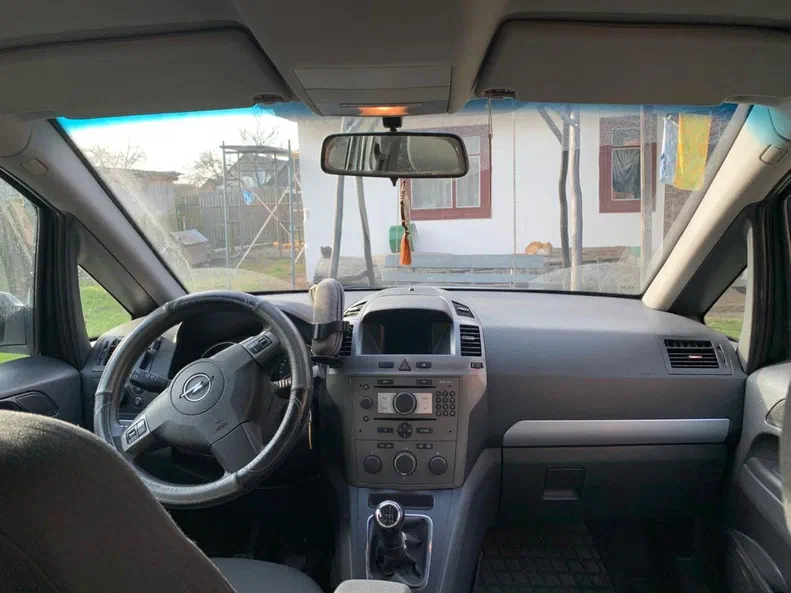 Opel Zafira 2007 - 7