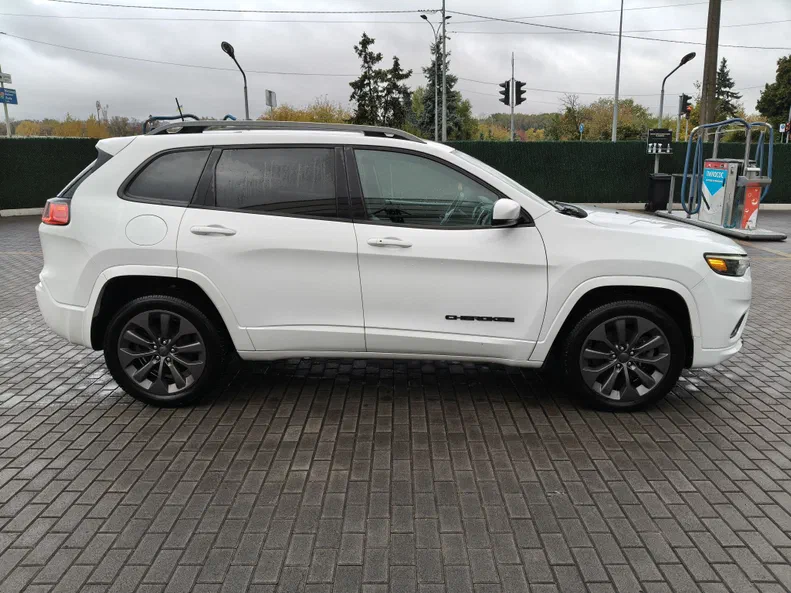 Jeep Cherokee 2020 - 6