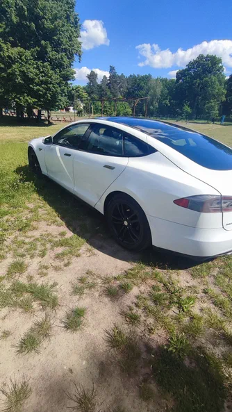 Tesla Model S 2014 - 1