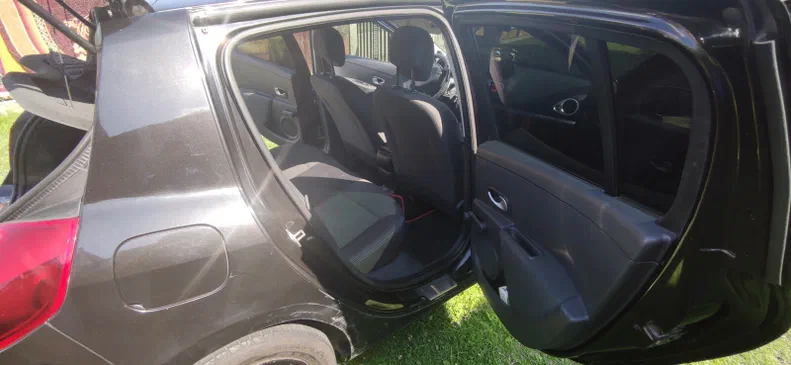 Renault Clio 2011 - 13