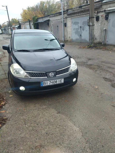 Nissan Tiida 2008