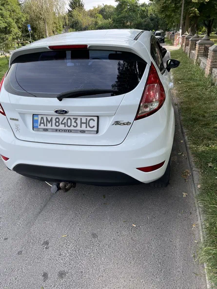 Ford Fiesta 2013 - 16