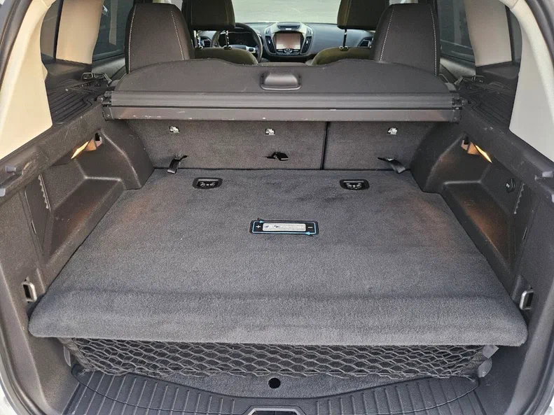 Ford C-MAX 2017 - 16