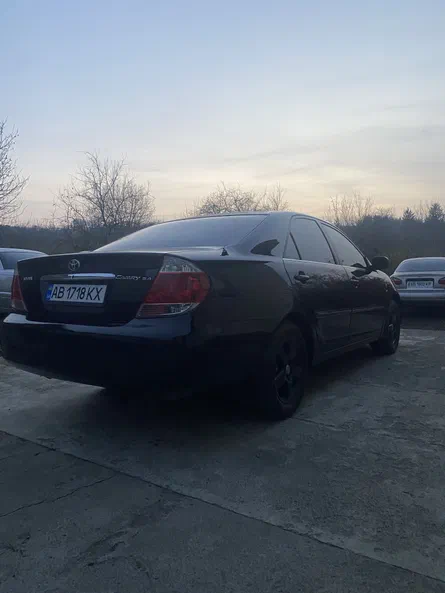 Toyota Camry 2005 - 8