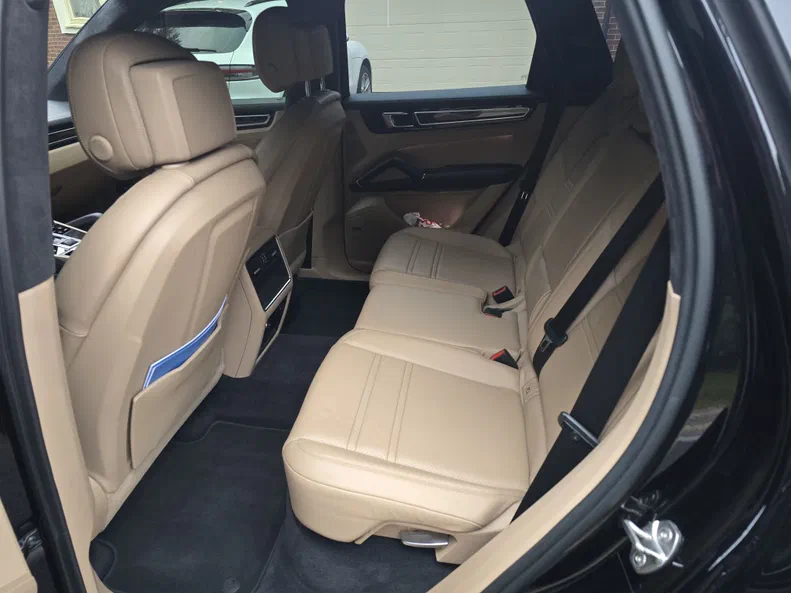 Porsche Cayenne 2017 - 10