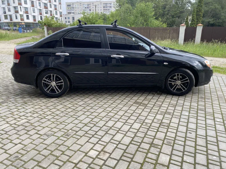 Kia Cerato 2007 - 3