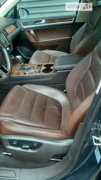 Volkswagen Touareg 2012 - 5