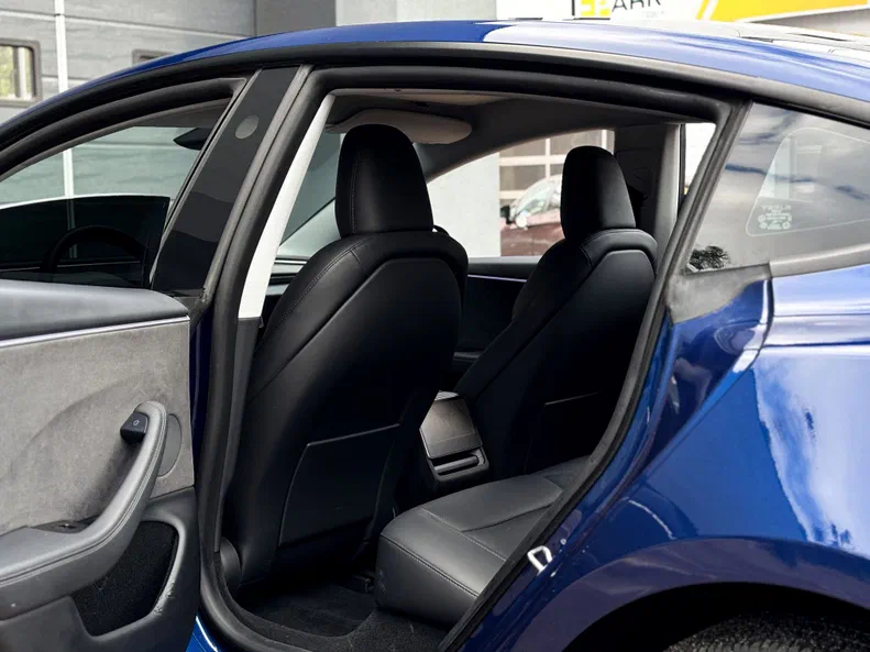 Tesla Model 3 2024 - 14