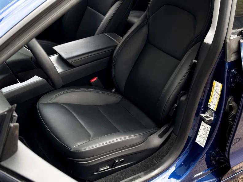 Tesla Model 3 2024 - 15
