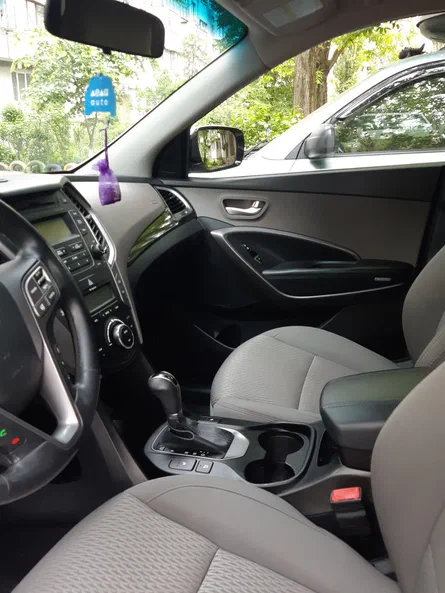 Hyundai Santa Fe 2012 - 4