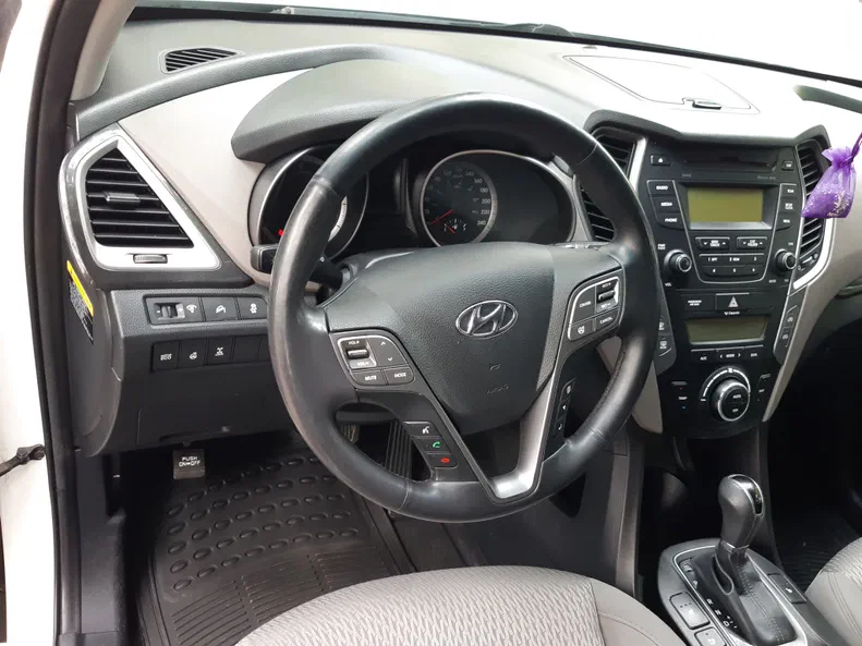 Hyundai Santa Fe 2012 - 3