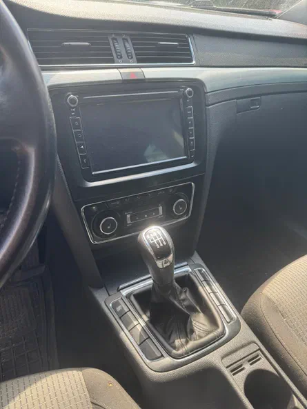 Skoda Superb 2009 - 6