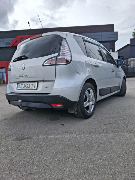 Renault Megane 2012 - 5