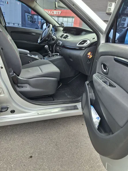 Renault Megane 2012 - 7
