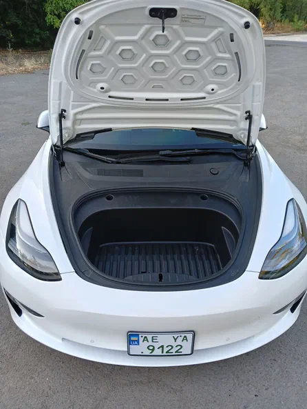 Tesla Model 3 2022 - 21