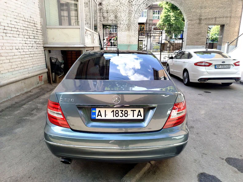 Mercedes-Benz C-Клас 2011 - 6