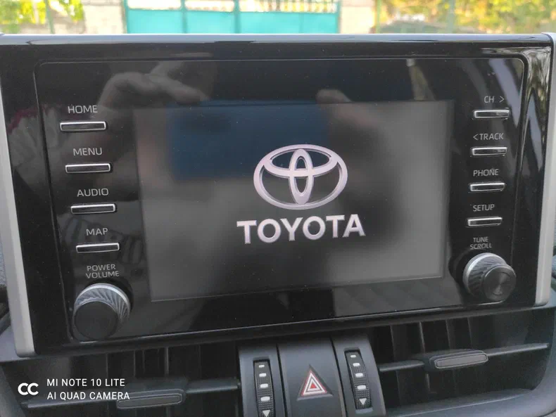 Toyota RAV4 2019 - 6