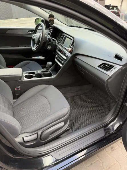 Hyundai Sonata 2018 - 12