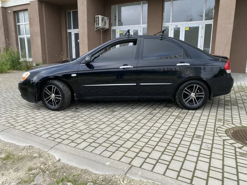 Kia Cerato 2007 - 4