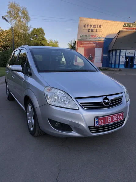 Opel Zafira 2008 - 6