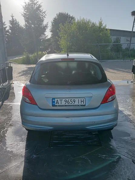 Peugeot 207 2011 - 2