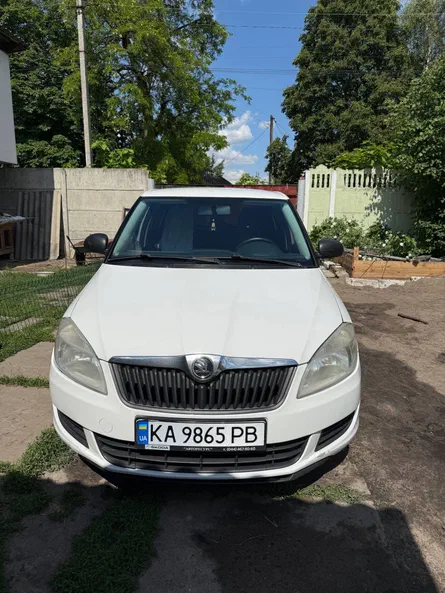 Skoda Fabia 2011 - 2