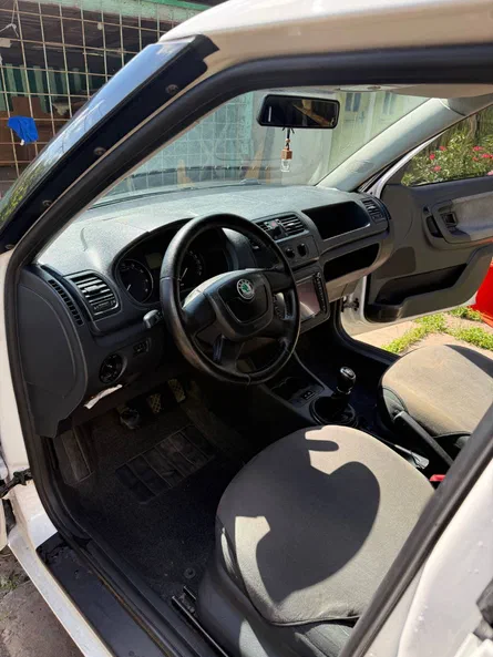 Skoda Fabia 2011 - 6