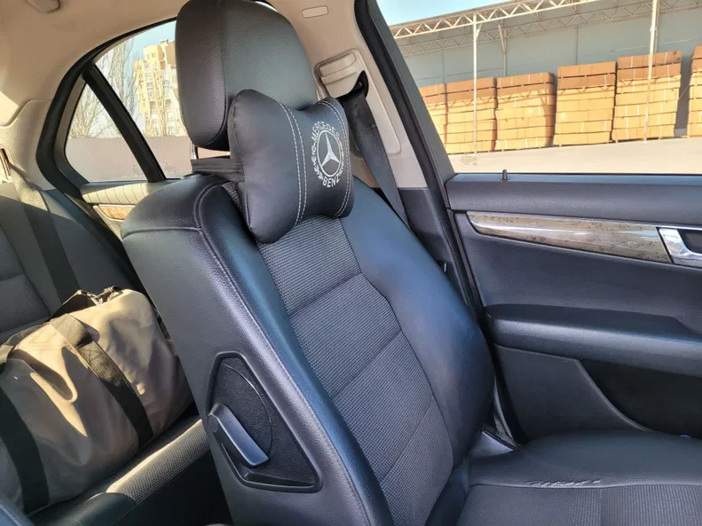 Mercedes-Benz C-Клас 2008 - 12