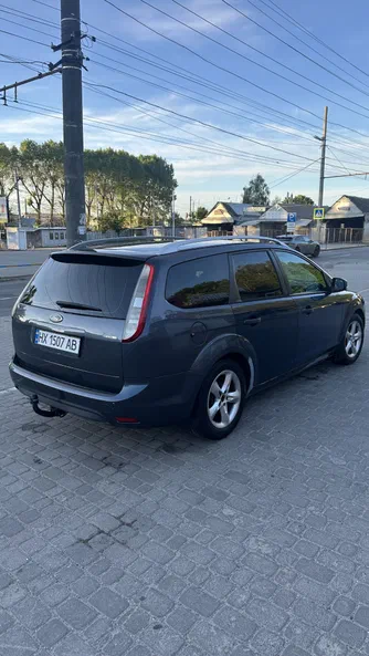 Ford Focus 2010 - 6